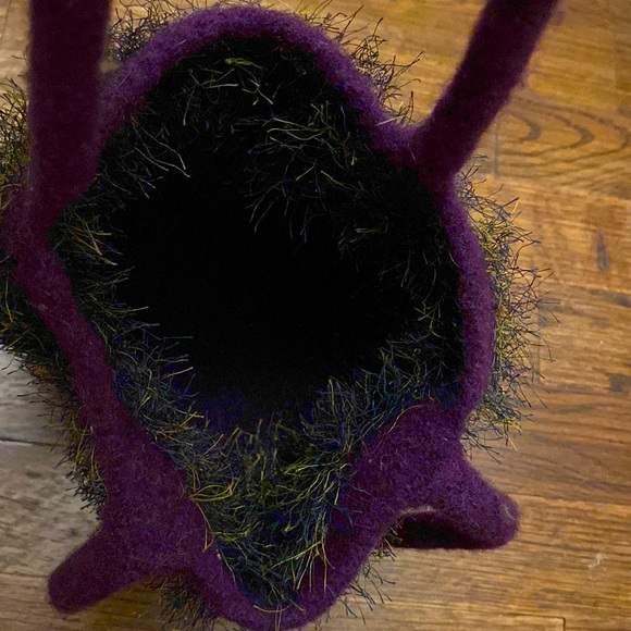 Hand knit wool purse - Picture 3 of 3